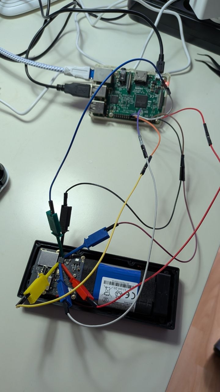 Raspberry Pi being used to dump the memory